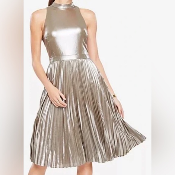 NWT Ann Taylor Metallic Lame’ Pleated Gold Shimmer Party Dress - Picture 4 of 10